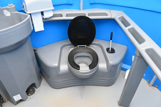 Best Portable bathroom rental  in St Hedwig, TX